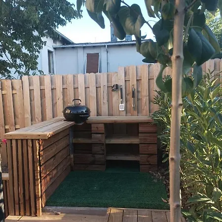A L'ombre Du Lilas 3 - Terrasse - Possibilite Privatif Sur Place - Possibilite Piscine Situee A 20 Minutes * 埃皮纳勒