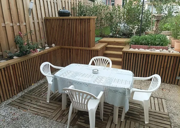 A L'ombre Du Lilas 3 - Terrasse - Possibilite Privatif Et Piscine 아파트 *